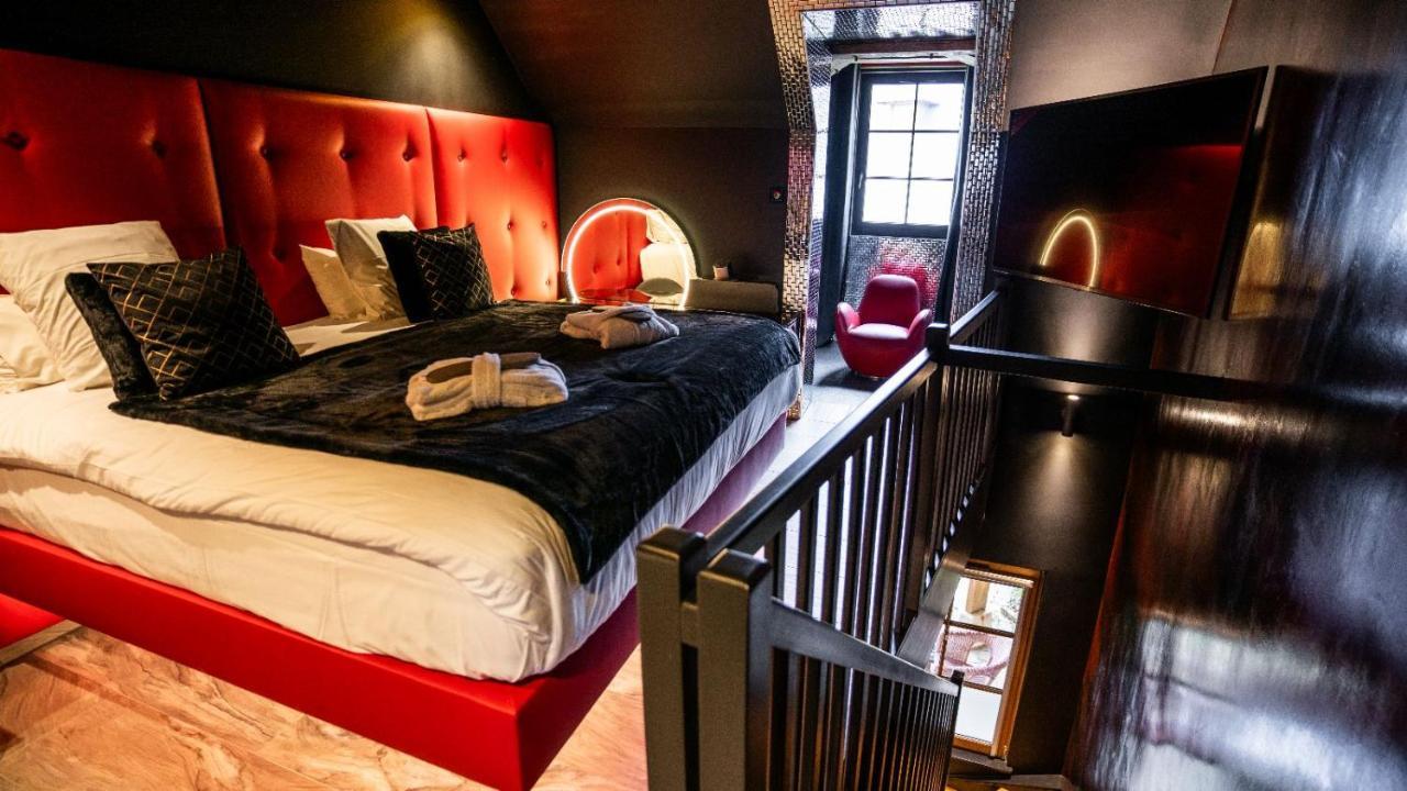 Hotel Et Spa Le Lion D'Or Пон-л'Эвек Экстерьер фото